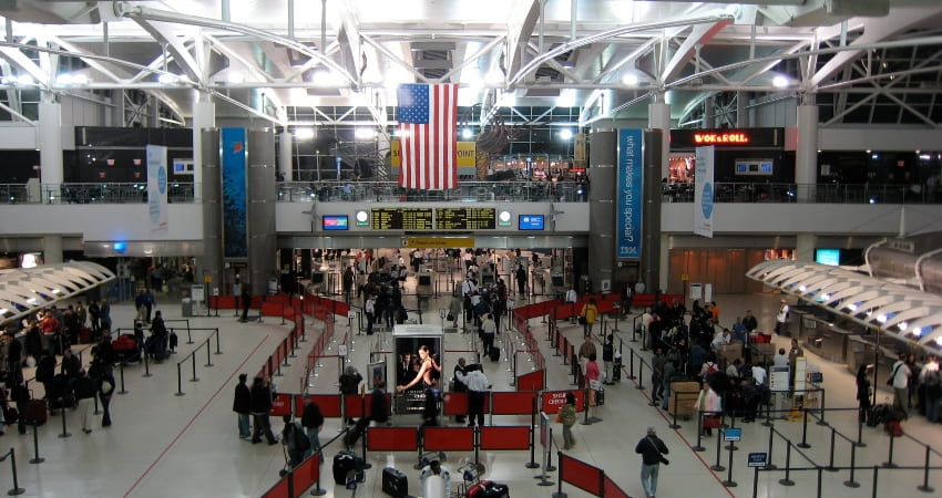 interior of terminal 1 jfk airport