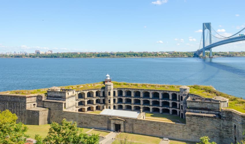 Fort Wadsworth and the Verrazano-Narrows Bridge in front of the NY Harbor